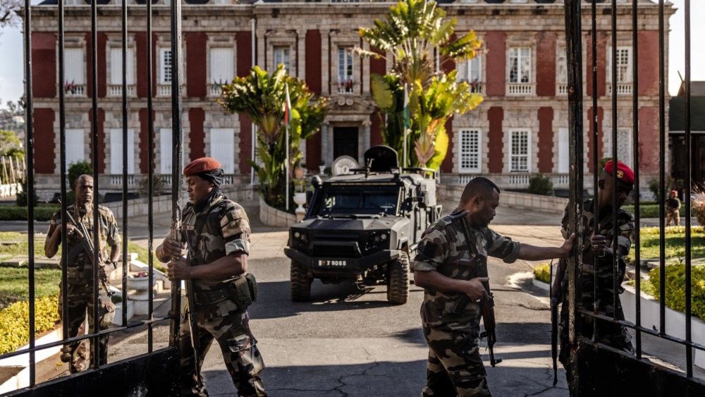 Madagascar vows to install colonel as president after takeover